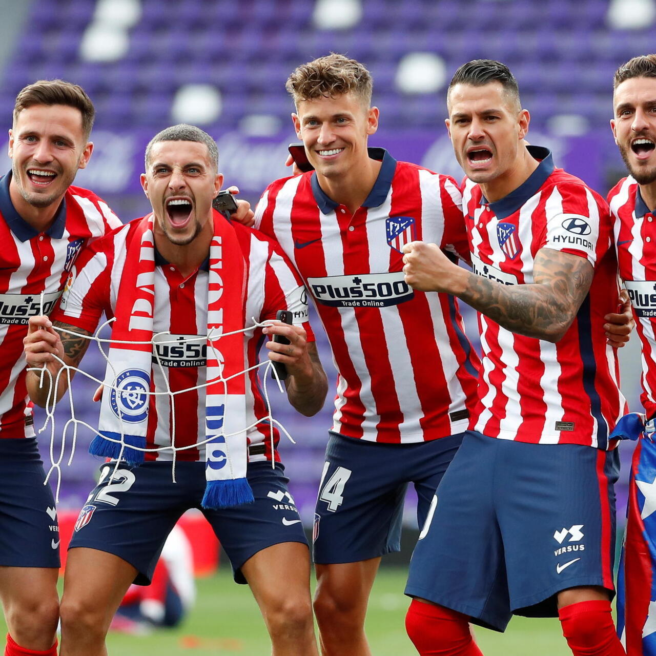 Atletico Madrid intensifie sa quête d'un latéral gauche : Andy Robertson dans le viseur
